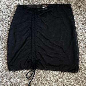 Like New! Mint Swim Sheena Mesh Cover Up Skirt Black in Size M